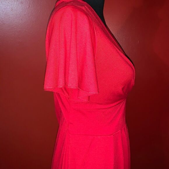 Red Fit and Flare Cutout Back Dress - Picture 5 of 8